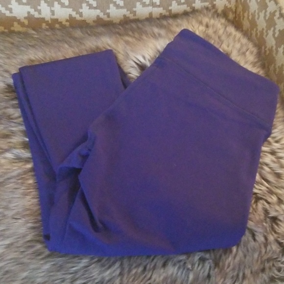 Fabletics Pants - Fabletics High Waisted Leggings Purple Small Fabletics Pants - Fabletics High Waisted Leggings Purple Small